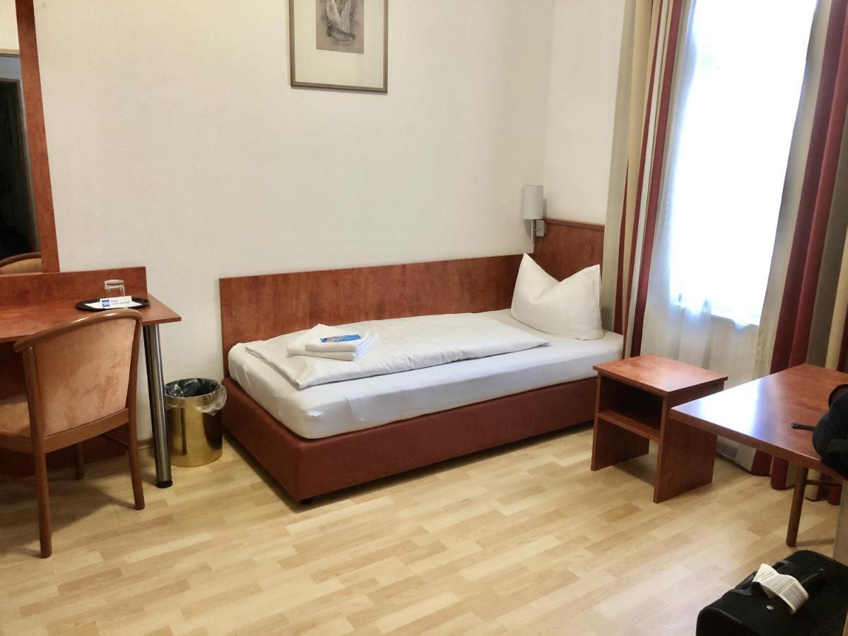 Hotel Am Ledermuseum Όφενμπαχ Εξωτερικό φωτογραφία