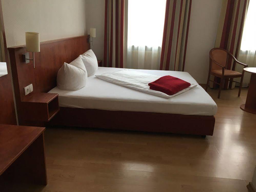 Hotel Am Ledermuseum Όφενμπαχ Εξωτερικό φωτογραφία